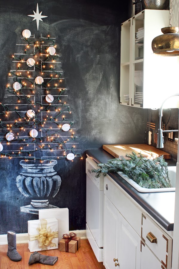 Hunted Interior - Chalkboard Christmas Tree