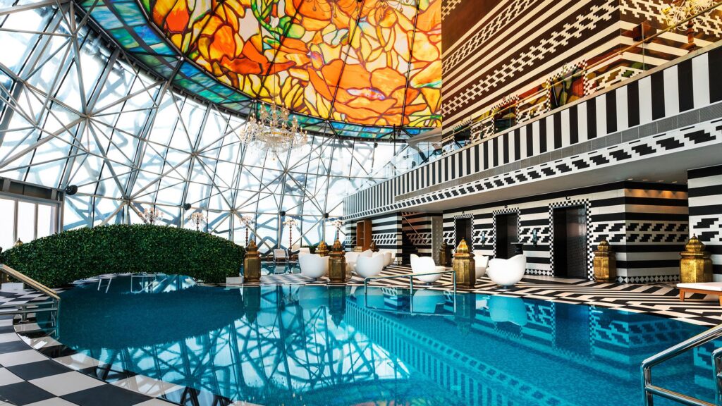 Mondrian Doha: A exuberante estética árabe de um HOTEL NO QATAR