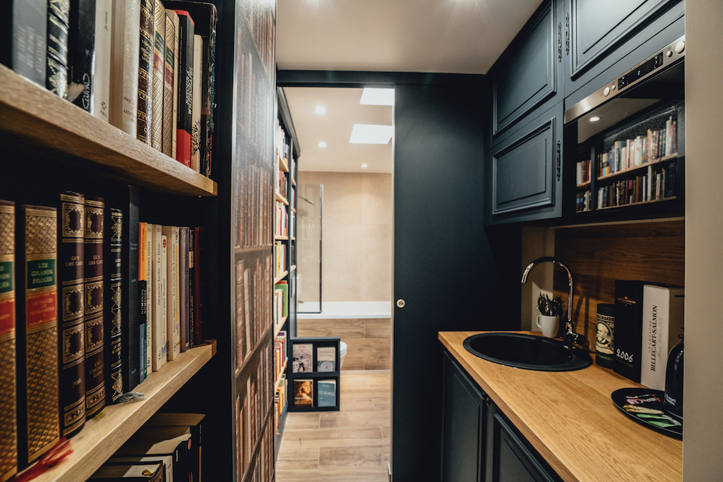 HOTEL EM PARIS, que tal dormir em uma livraria ou em uma mercearia?